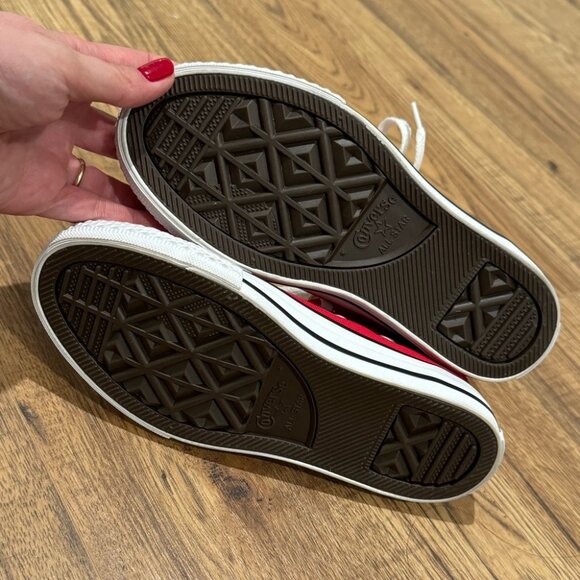 CONVERSE Kids Chuck Taylor All-Star Hi Sneakers - Red/White - Size 13 - Like New - Picture 7 of 7